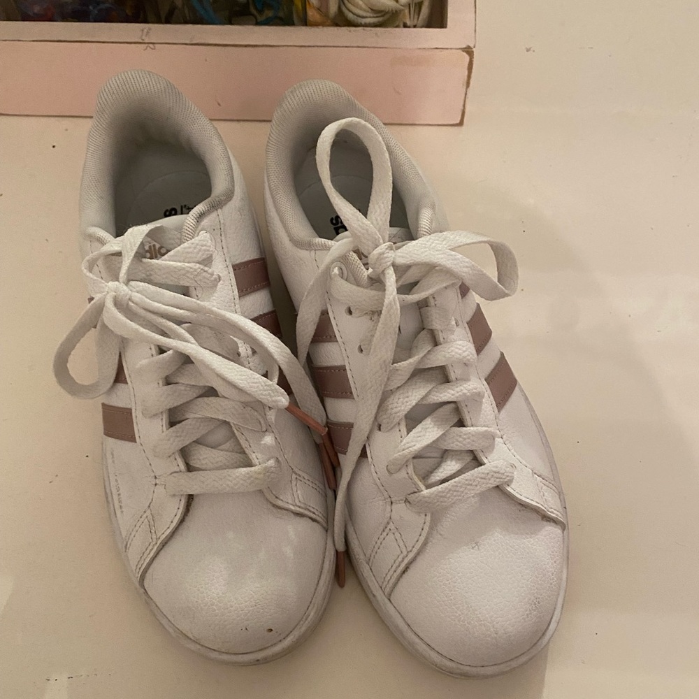 Adidas Grand Court